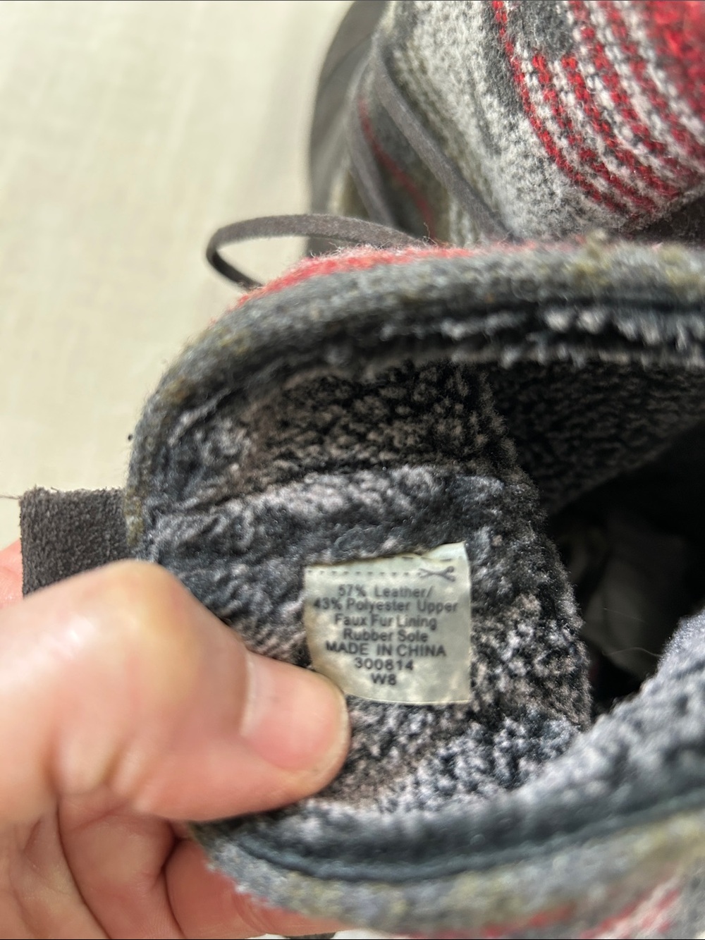 Toms Nepal Boots Grey Suede Red Aztec Knit Winter Women's Size 8 Warm Comfy - Picture 6 of 14